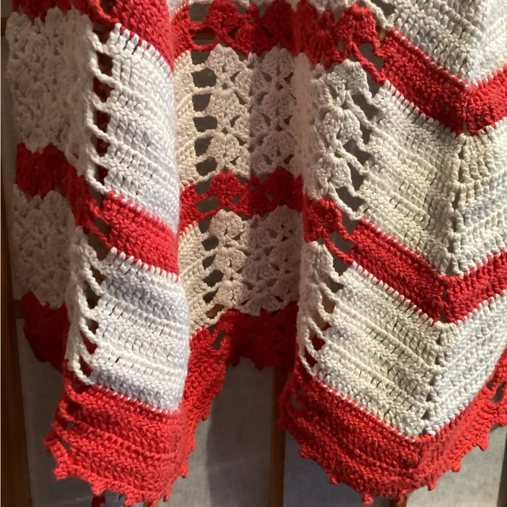Vintage Handmade Cream and Red Stripe Crochet Half Apron